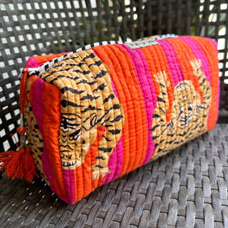 Handgemachte Kosmetiktasche "Poppy Tiger"