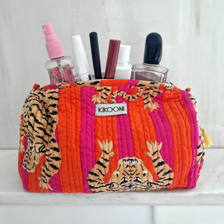 Handgemachte Kosmetiktasche "Poppy Tiger"